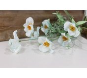 Bledomodrá umelá kytičká z lúčnych kvetov s listami, dĺžka kytičky 54cm