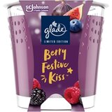 Glade sviečka berry festive kiss 112g