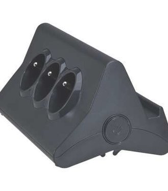 Legrand kábel predlžovací 3-zásuvkový 1.5m s USB,farba čierna/červená
