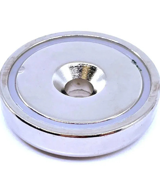 Magnet v púzdre s otvorom 16x5 sila 5kg